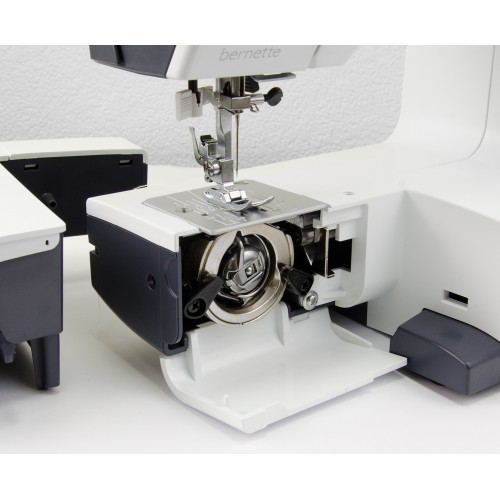 Швейная машина Bernette B33