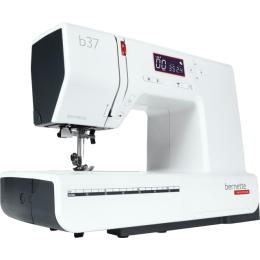 Швейная машина Bernette B37