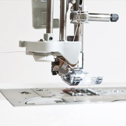 Швейно-вышивальная машина Brother Innov-is M270D