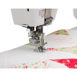 Швейная машина Janome Continental M7 Professional