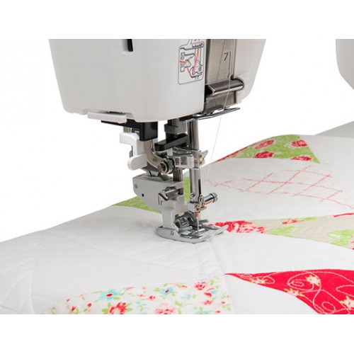 Швейная машина Janome Continental M7 Professional