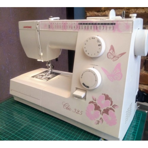 Швейная машина Janome Clio 325