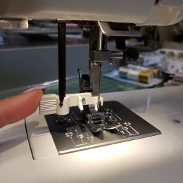 Швейная машина Janome Japan 957