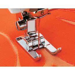 Лапка металлическая для декоративных строчек, аппликаций, открытая