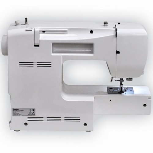 Швейная машина Leader Coral