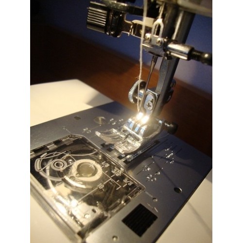 Швейная машина Family Gold Master 8124E