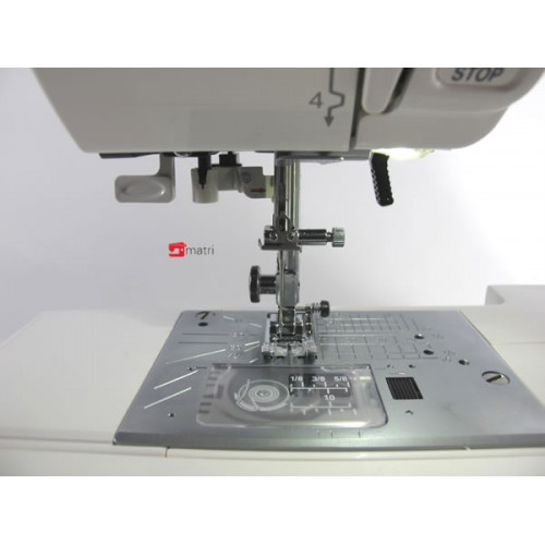 Швейная машина Janome 4120 QDC