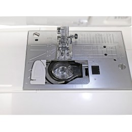 Швейная машина Janome Clio 200