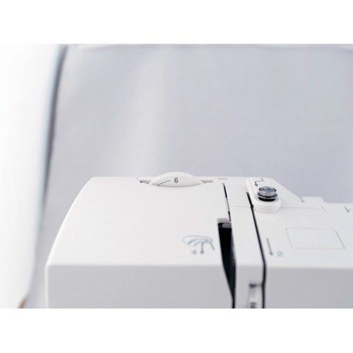 Швейная машина Janome Decor Computer 7060